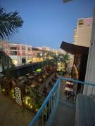 Top Larnaka