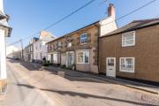 Top Marazion