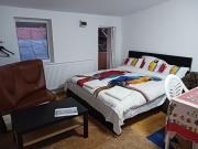 Sara 3 dormitoare nu primesc santieristi si petrecareti