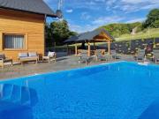 Comfortable holiday home with a swimming pool for 12 people