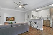 Lovely 1BR Apt in Evanston - Elmwood 105