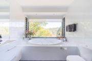 Top Leura