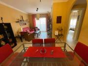 E2 equipado en Playa Granada con terraza de 11m2