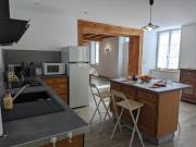 Maison lumineuse avec cour privative, proche sites culturels, tout confort, équipé bébé, wifi inclus - FR-1-653-98