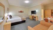 Top Cowra