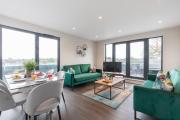 Elliot Oliver - Stunning Three Bedroom Penthouse With Large Terrace & Parking Elliot Oliver - Stunning Three Bedroom Penthouse With Large Terrace & Parking