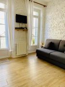 Studio équipé-climatisé avec balcon au Mourillon à 20m de la plage