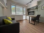 Batorego 16 Yellow Prywatne mieszkanie 300m od Metro Pole Mokotowskie i SGH Samodzielne Zameldowanie! Self Check-in System!