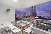 Circle on Cavill Surfers Paradise- 3 Bedroom SPA Apartment