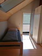 Ferienhaus Stein, TOP Monteurwohnung, sehr groß, 4 Einzelzimmer, Doppelzimmer, Übernachtung bis zu 8 Personen möglich