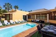 Villa Helen - Heated Pool Wifi SmartTV Barbecue