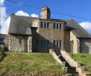 Cosy Arts & Crafts Cottage with stunning views Cosy Arts & Crafts Cottage with stunning views