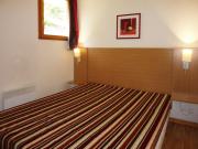 Grand appartement pour 8 avec piscine intérieure chauffée, jacuzzi et grande terrasse exposée sud - FR-1-322-378