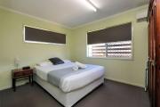Top Bargara