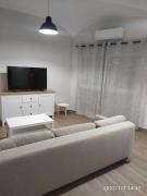 Bonita y amplia casa con patio, en centro ciudad