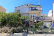 Apartments by the sea Businci, Ciovo - 9450