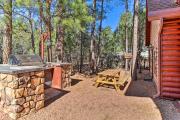 2 Mi to Rainbow Lake Serene Hidden Haven Studio