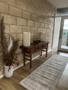 Top Kingston South East Top Kingston South East