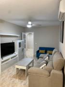 SOLYMAR LEVANTE Apartamento Completo con Piscina y Parking Comunitario