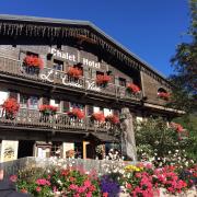 Chalet AppartHôtel lEau Vive