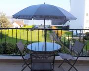 Appartement rénové avec terrasse VUE SUR MER à TREGASTEL - Ref 481