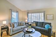 Stunning Anchorage Townhome about 5 Mi to Dtwn!