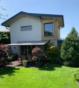 "Ferienhaus am Mondsee" mit direktem Schafbergblick im Salzkammergut bei Salzburg
