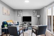 Lovely 3 Bedroom Colonial home