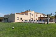 Can Bugantó - amplia casa con piscina y jardín