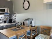 Appartement rénové proche plage et thalasso, 2 pièces, balcon, Wifi, TV, équipements bébé - Cabourg - FR-1-487-322