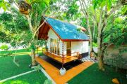 Kurumba Luxury Cabin
