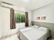 025 - Residencial com Piscina e Jacuzzi em Bombas