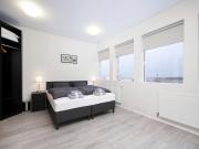 KEF Guesthouse by Keflavík airport