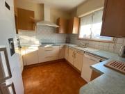 Appartement T3 Royan, proche de la plage, balcon, dernière étage, cuisine équipée, parking facile - FR-1-494-124