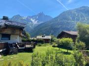 Demi-chalet confortable à Chamonix avec WiFi et parking, 6 pers. - FR-1-343-228