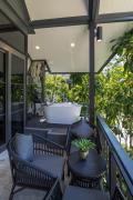 Top Klong Muang Beach