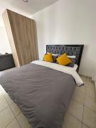 Anmeg Deluxe Rooftop Studio Apartment