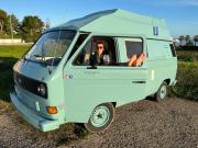 Rent a BlueClassics s campervan vw T3 azulina in Algarve au Portugal,