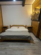 Top Mykulychyn Top Mykulychyn