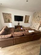 Maison atypique centre bourg 15kms du PDF et Parc Maulévrier