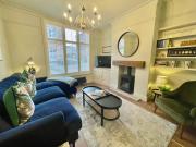 Stay at No 4 York Centre