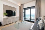 1907 Oceans Apartment - by Stay in Umhlanga