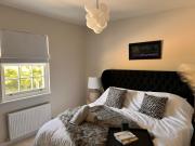 Charming 2-Bed Apartment in Sandwich in kent