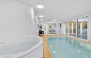 Beautiful Home In Ebeltoft With Sauna