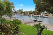 Fantastic Buddina Duplex