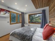 Appartement de charme avec cheminée et balcon ensoleillé à Courchevel - FR-1-564-84