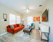 Casa Fiesta-2bed2bath 1100 sq ft urban stunner