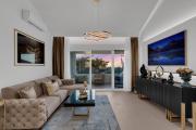 The Luxury Goldenhour - Five star Apartment