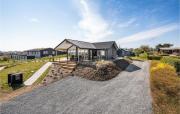 Beautiful Home In Hejls With Wifi