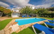 Nice Home In Malgrat De Mar With 4 Bedrooms, Wifi And Outdoor Swimming Pool